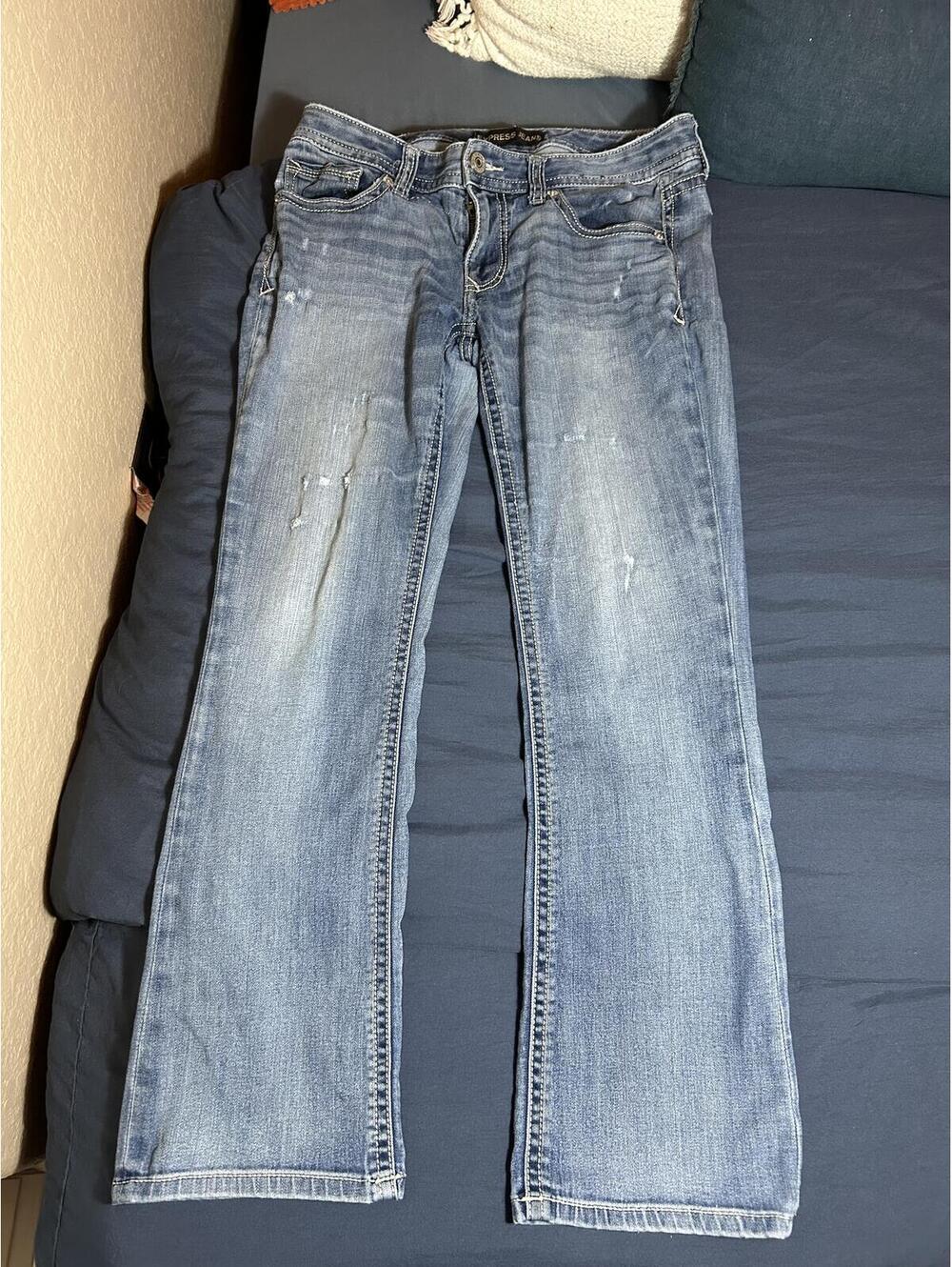 Express Jeans Barely Boot Low Rise Distressed Bootcut Jeans Size 10S
